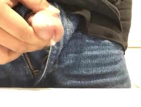 亚洲人的工作场所手淫和射精 indonesia daddy gay porn