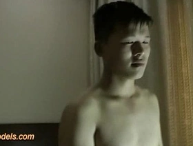 同性亚洲熊自我愉悦会话 hot boy porn gay