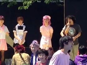 日本男孩出来在更衣室里 porn gay asia handsome