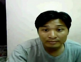 来自越南的亚洲人在网络摄像头上聊了性和肌肉 japan gay porn student