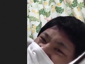 尽管有支气管炎，日本男子还是在相机上分享了亲密的时刻 gay chinese fuck porn