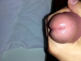 亚洲独奏男孩查尔斯揭示了他的双性恋方面 pinoy gay porn hot