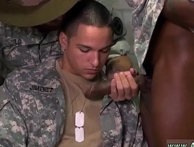 同性恋军事爆炸：穿着制服的唤起遭遇 japan gay boy porn
