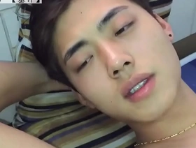 亚洲男孩的汇编，用可爱的魅力和热身体自慰 chinese gay suit porn