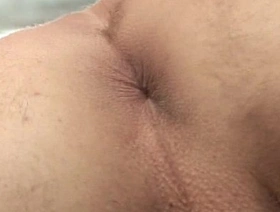 年轻而有吸引力的拉丁美洲人twinks贾斯汀和马丁沉迷于屁股，作为他们亲密接触的感官前奏。 japan gay porn teacher