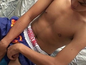 亚洲Twink Joss在相机上自慰 hot big cock gay porn