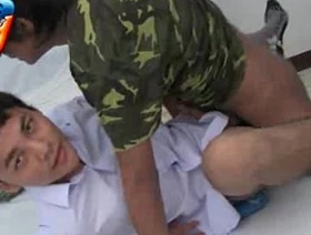 与亚洲twinks一起生育和粗糙的同性恋性 chinese uncle gay porn