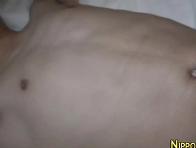 亚洲同性恋青少年让他的屁股穿透了 hot gay tiktok porn