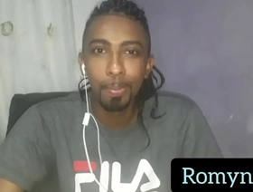 Soloboy Romynhorj的感性户外吮吸和他妈的表演 gay sex porn japan