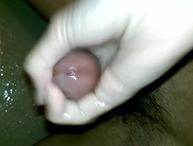 亚洲男人在POV中与大家伙自慰 japan gay porn videos