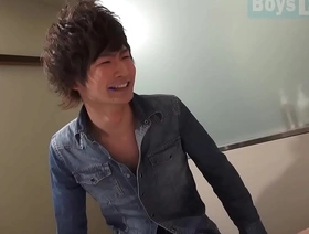 日语twink被原始狂热 japan hospital gay porn