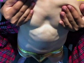 亚洲大块的乳头嘲笑，几乎达到了高潮 hot gay porn full