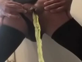 无尽型蠕虫穿透亚洲男孩的后端 korean gay porn blowjob