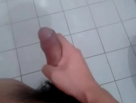 第一个同性恋视频中的亚洲新手Twink明星 chinese gay porn threesome