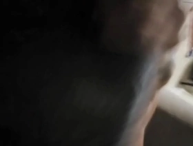 亚洲男人在个人训练中炫耀他的大家伙 indonesia gay porn movie