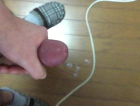 年轻的亚洲男人在独奏视频中快乐 chinese man gay porn