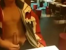 亚洲twink获得了公共狂欢节 taiwan gay porn tumblr